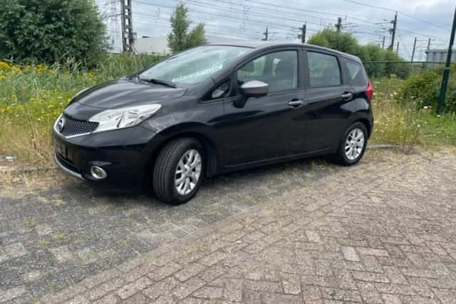 Nissan Note (2013) thumbnail 1