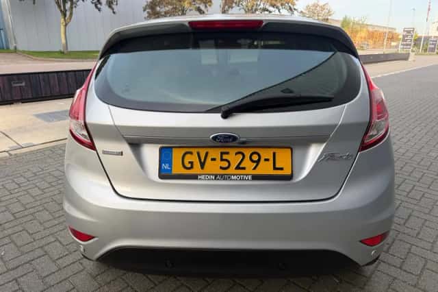 Ford Fiesta (2015) thumbnail 6