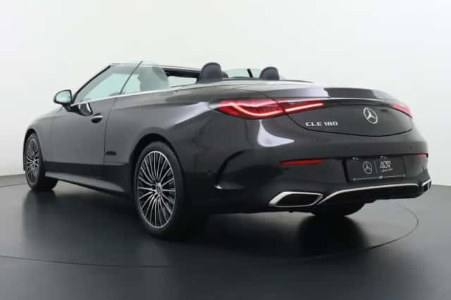 Mercedes-Benz CLE (2025) thumbnail 5