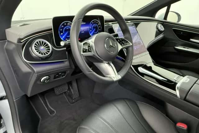 Mercedes-Benz EQE (2024) thumbnail 5