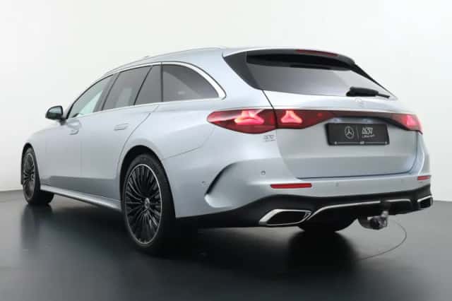 Mercedes-Benz E-Klasse (2024) thumbnail 5