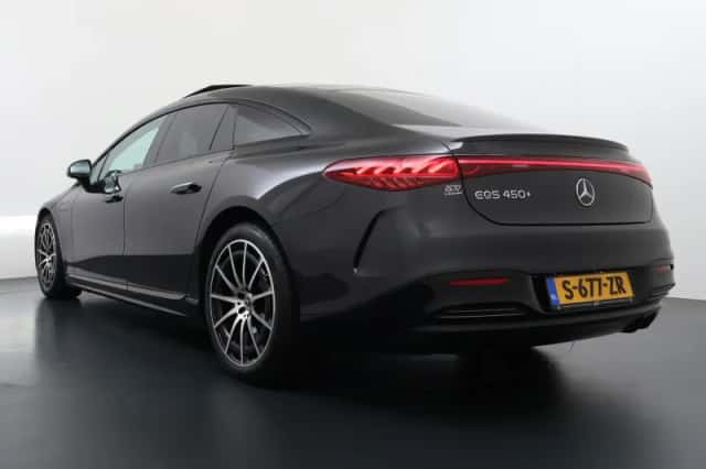 Mercedes-Benz EQS (2023) thumbnail 5