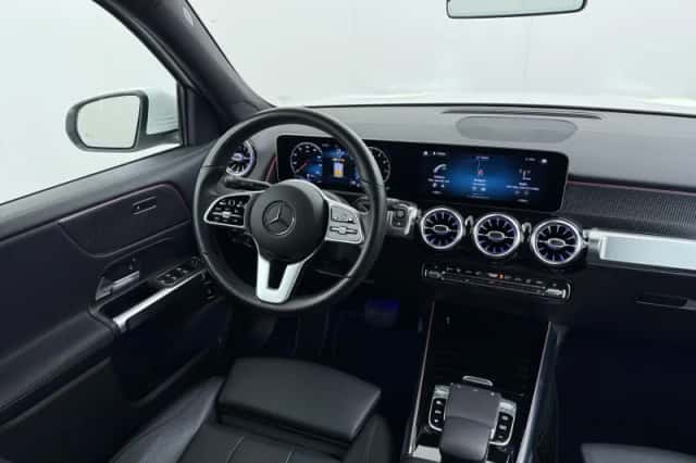 Mercedes-Benz GLB-Klasse (2021) thumbnail 4