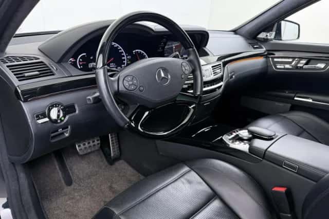 Mercedes-Benz S-Klasse (2013) thumbnail 2