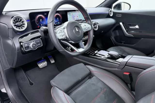 Mercedes-Benz A-Klasse (2022) thumbnail 2