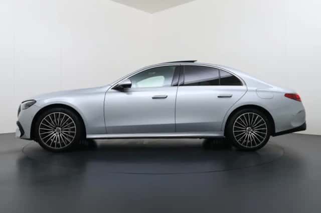 Mercedes-Benz E-Klasse (2025) thumbnail 3