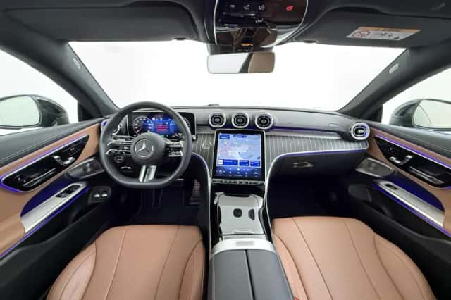 Mercedes-Benz CLE (2025) thumbnail 2