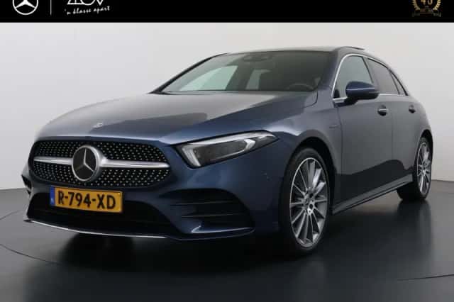Mercedes-Benz A-Klasse (2021) thumbnail 1