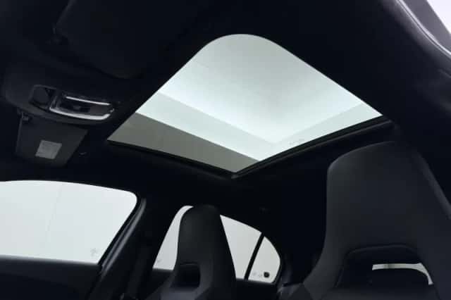 Mercedes-Benz A-Klasse (2021) thumbnail 4