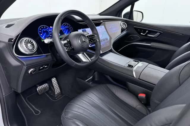 Mercedes-Benz EQS (2025) thumbnail 2