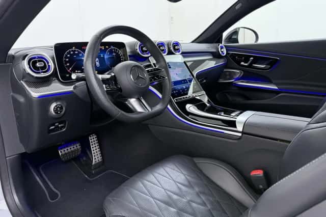 Mercedes-Benz CLE (2025) thumbnail 2