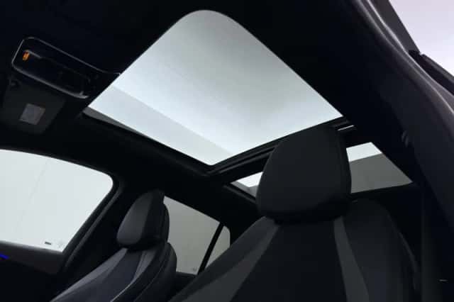 Mercedes-Benz EQE (2025) thumbnail 4