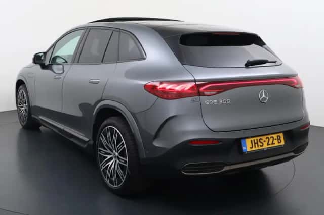 Mercedes-Benz EQE (2025) thumbnail 5