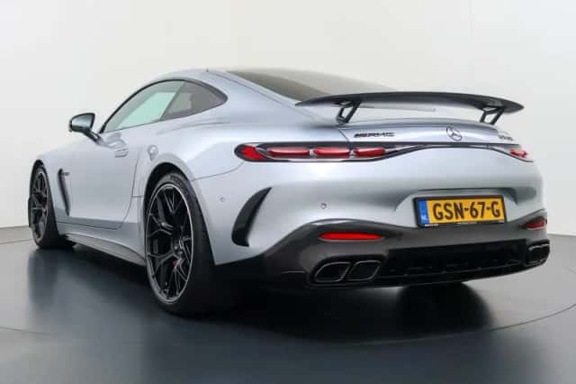 Mercedes-Benz AMG GT (2024) thumbnail 5