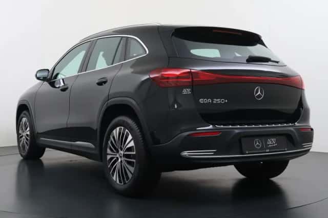 Mercedes-Benz EQA (2025) thumbnail 5