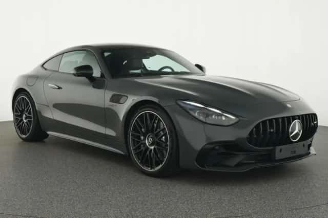 Mercedes-Benz AMG GT (2025) thumbnail 3