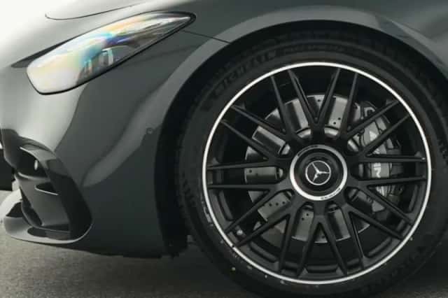 Mercedes-Benz AMG GT (2025) thumbnail 4