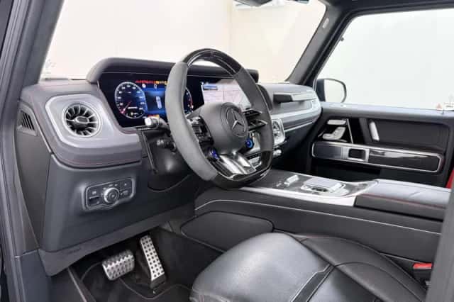 Mercedes-Benz G-Klasse (2024) thumbnail 2