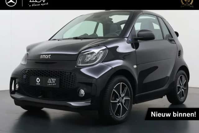 Smart Fortwo (2024) thumbnail 1