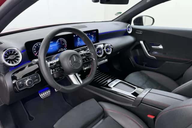 Mercedes-Benz A-Klasse (2023) thumbnail 4