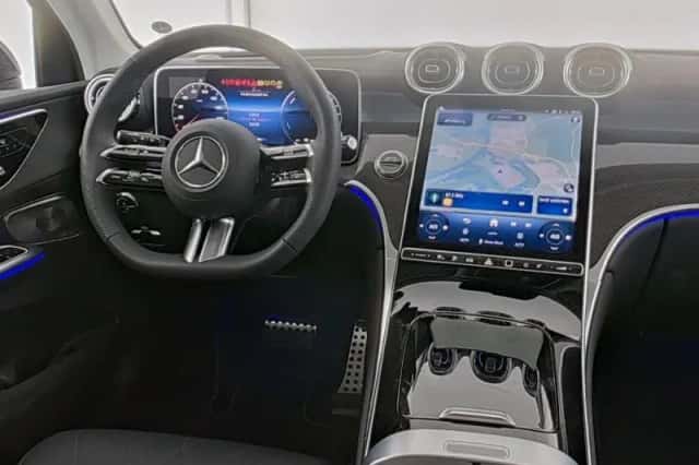 Mercedes-Benz GLC-Klasse (2025) thumbnail 3