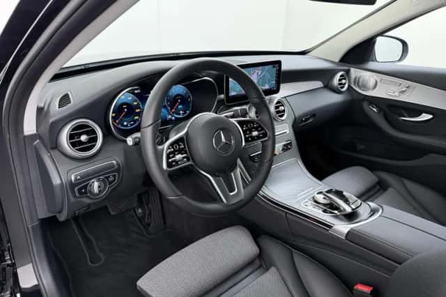 Mercedes-Benz C-Klasse (2020) thumbnail 2