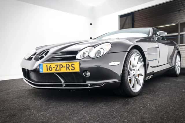 Mercedes-Benz SLR (2008) thumbnail 14