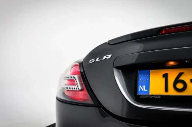Mercedes-Benz SLR (2008) thumbnail 16