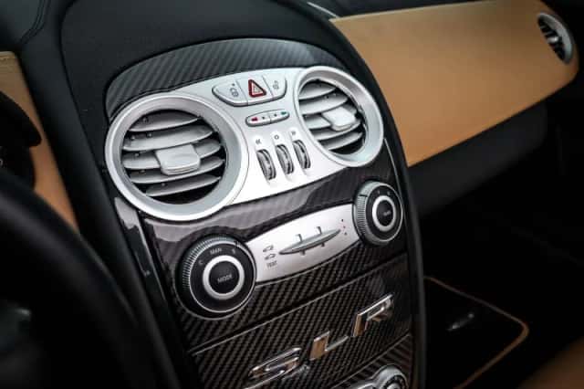 Mercedes-Benz SLR (2008) thumbnail 25