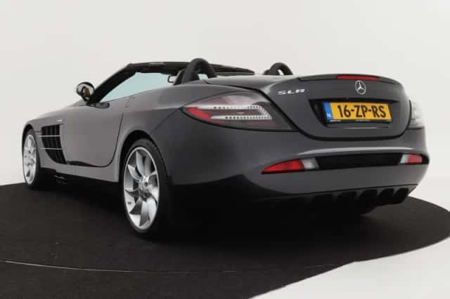 Mercedes-Benz SLR (2008) thumbnail 4