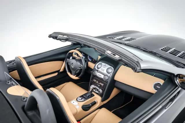 Mercedes-Benz SLR (2008) thumbnail 6