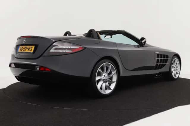 Mercedes-Benz SLR (2008) thumbnail 7