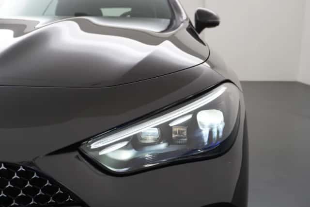 Mercedes-Benz CLE (2025) thumbnail 18