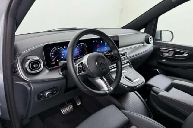 Mercedes-Benz V-Klasse (2024) thumbnail 2