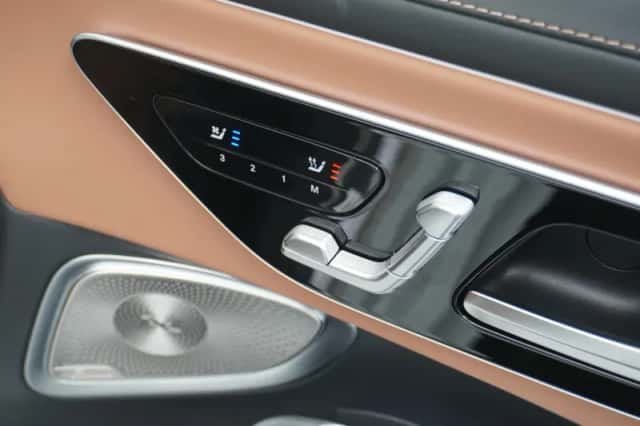 Mercedes-Benz CLE (2024) thumbnail 45