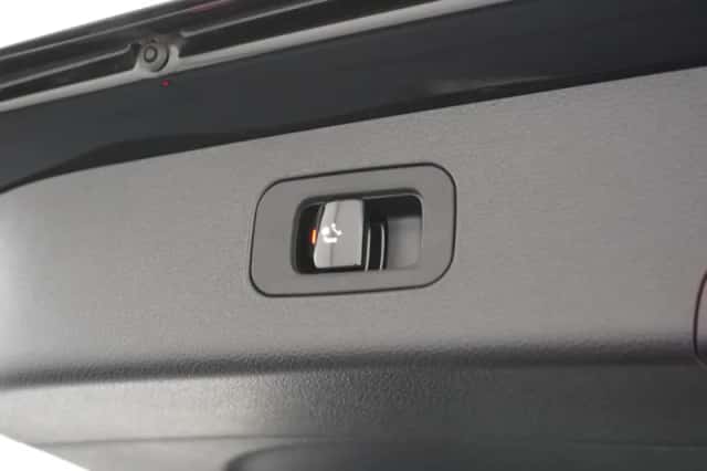 Mercedes-Benz E-Klasse (2024) thumbnail 18