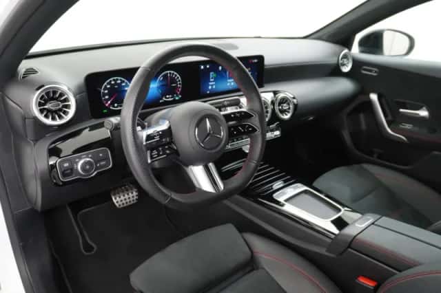 Mercedes-Benz A-Klasse (2024) thumbnail 2