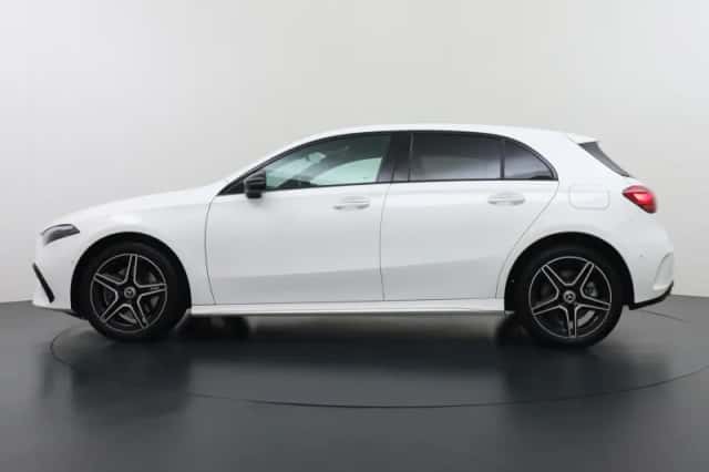Mercedes-Benz A-Klasse (2024) thumbnail 3