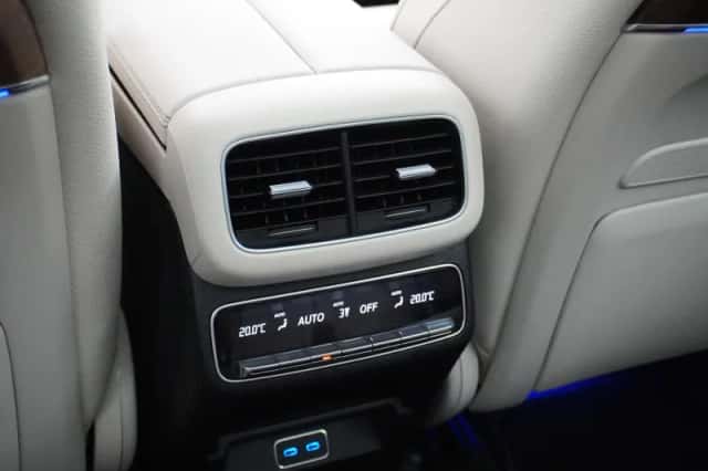 Mercedes-Benz GLS-Klasse (2024) thumbnail 36