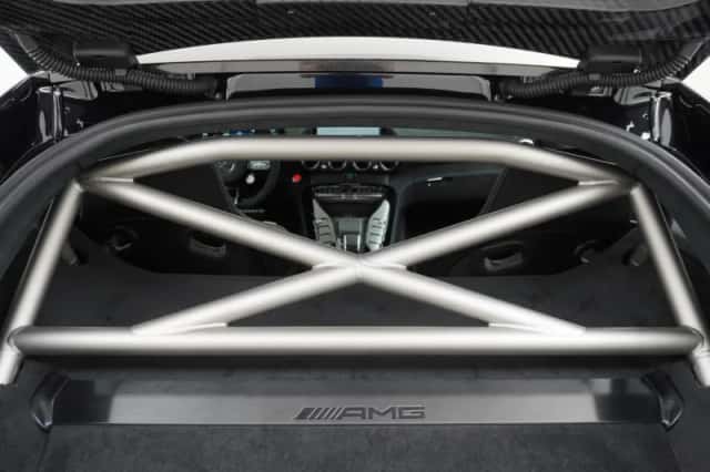 Mercedes-Benz AMG GT (2022) thumbnail 24