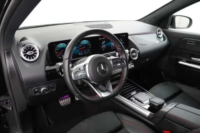 Mercedes-Benz GLA-Klasse (2020) thumbnail 2