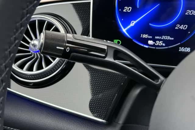 Mercedes-Benz EQE (2024) thumbnail 31