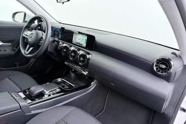 Mercedes-Benz A-Klasse (2021) thumbnail 8
