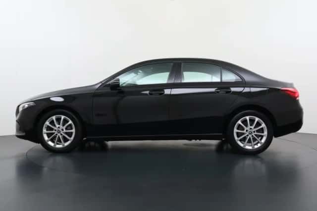 Mercedes-Benz A-Klasse (2022) thumbnail 3