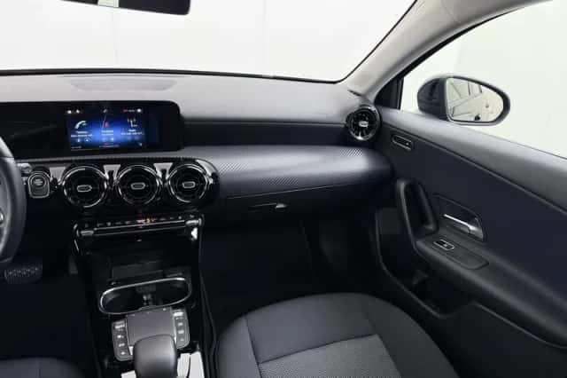 Mercedes-Benz A-Klasse (2022) thumbnail 27