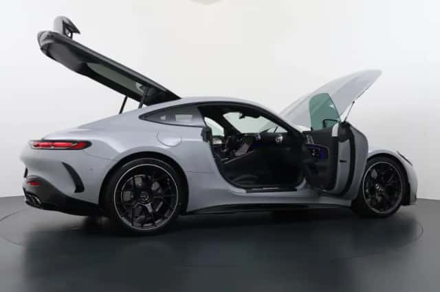 Mercedes-Benz AMG GT (2025) thumbnail 14