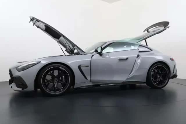 Mercedes-Benz AMG GT (2025) thumbnail 15