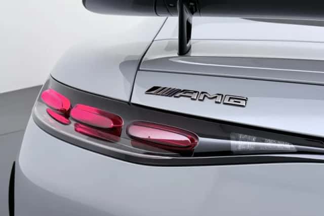 Mercedes-Benz AMG GT (2025) thumbnail 16