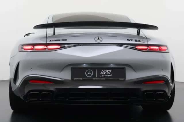 Mercedes-Benz AMG GT (2025) thumbnail 4