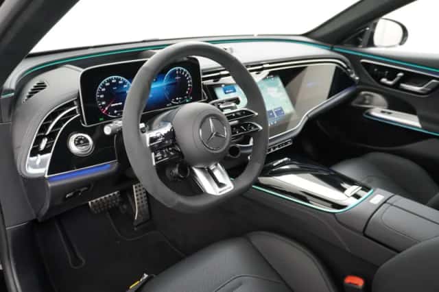 Mercedes-Benz E-Klasse (2025) thumbnail 2